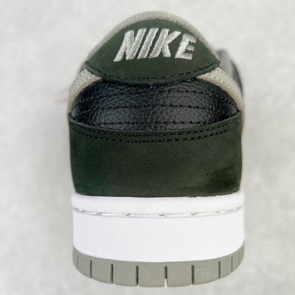 New Nike SB Dunk Low Pro "J-Pack Shadow" for men - Picture 8 of 9